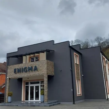 Apartment Enigma *